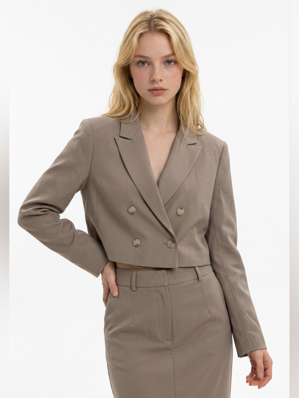 BABATON Cropped Double-Breasted Women's Wool Blazer in Taupe - Picture 3 of 9